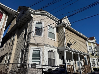 40-42 Center St
